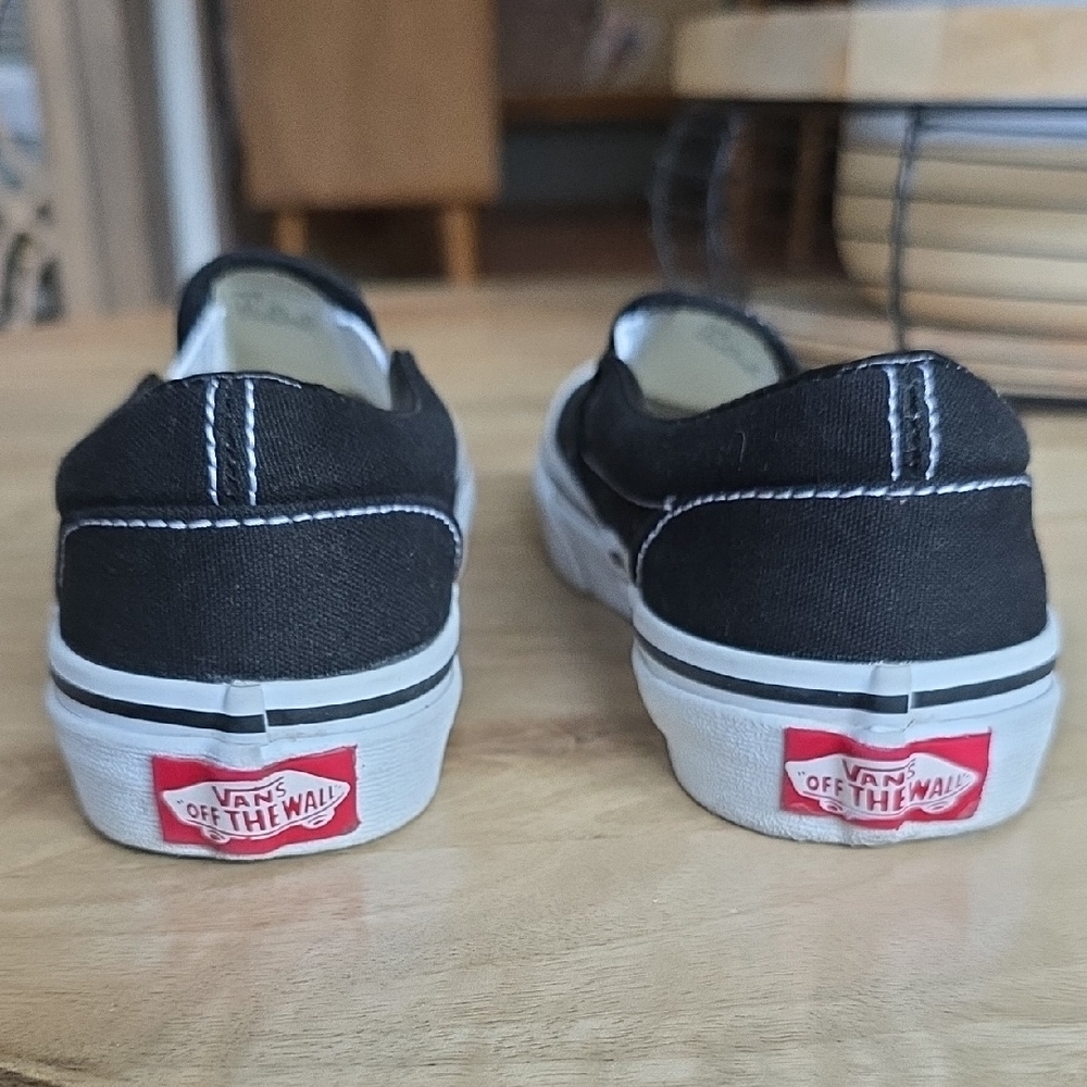 Vans Kids Black Slip-On Sneakers - Picture 4 of 7